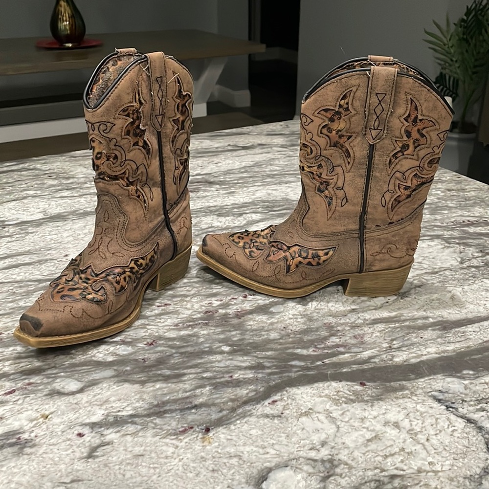 Girls Loredo Leopard Boots